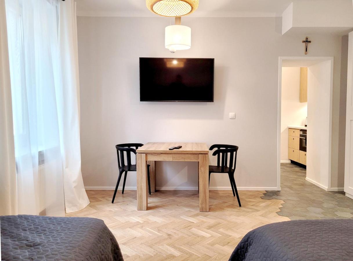 Kana - Stylish Apartment In Krakow Pomorska - Close, Wifi, Smart Tv Cracovie Extérieur photo