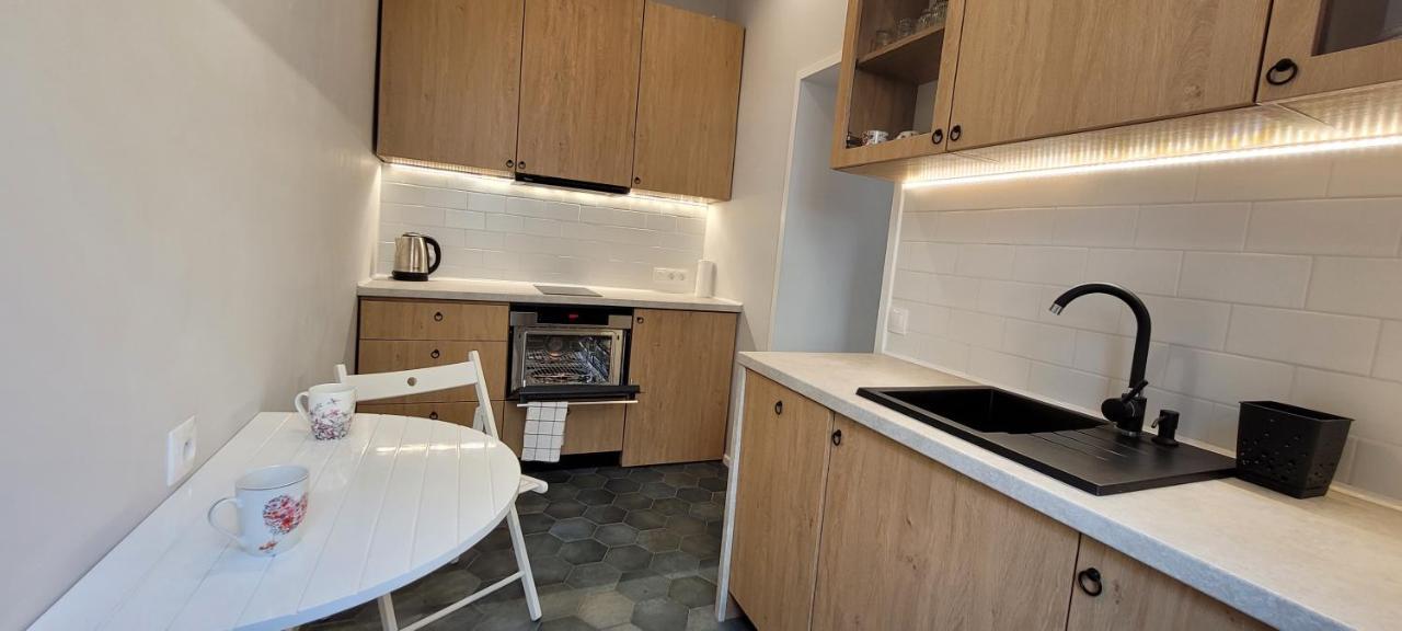 Kana - Stylish Apartment In Krakow Pomorska - Close, Wifi, Smart Tv Cracovie Extérieur photo