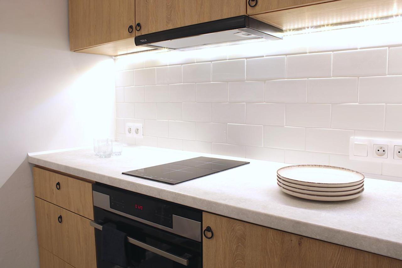Kana - Stylish Apartment In Krakow Pomorska - Close, Wifi, Smart Tv Cracovie Extérieur photo