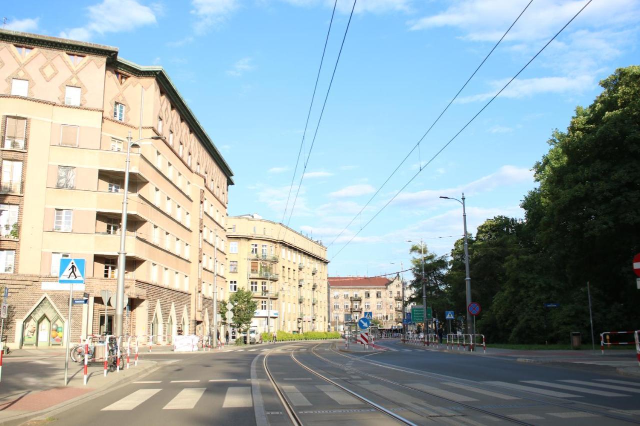 Kana - Stylish Apartment In Krakow Pomorska - Close, Wifi, Smart Tv Cracovie Extérieur photo